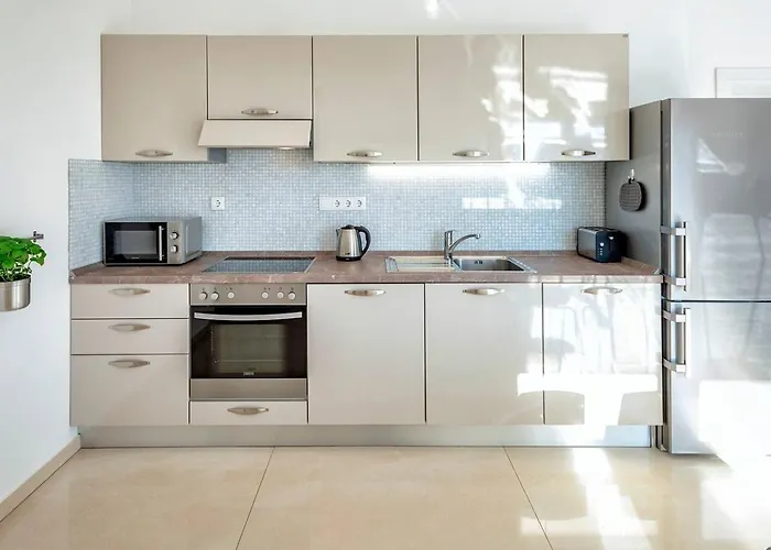 بيت للعطل House With A Swimming Pool Hvar - 22428