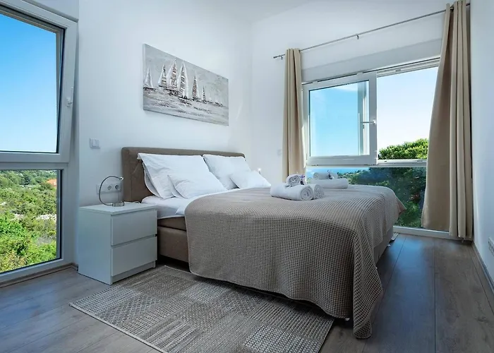 House With A Swimming Pool Hvar - 22428 هفار