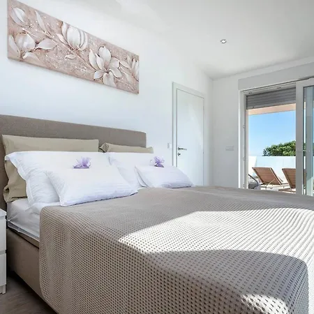 بيت للعطل House With A Swimming Pool Hvar - 22428 *