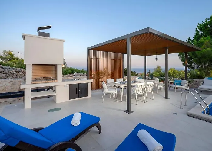 Сasa de vacaciones House With A Swimming Pool Hvar - 22428 Hvar Town